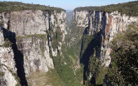 Canyon Itaimbezinho - Parque Nacional Aparados da Serra