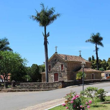 Coronel Xavier Chaves e Resende Costa, bate e volta desde Tiradentes